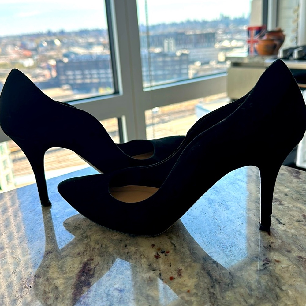 Club Monaco Black Suede Pointed-Toe Stiletto Pumps